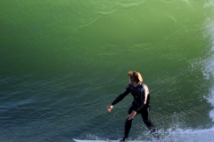 surfing_steamers_lane_bottom_turn_01_24_15